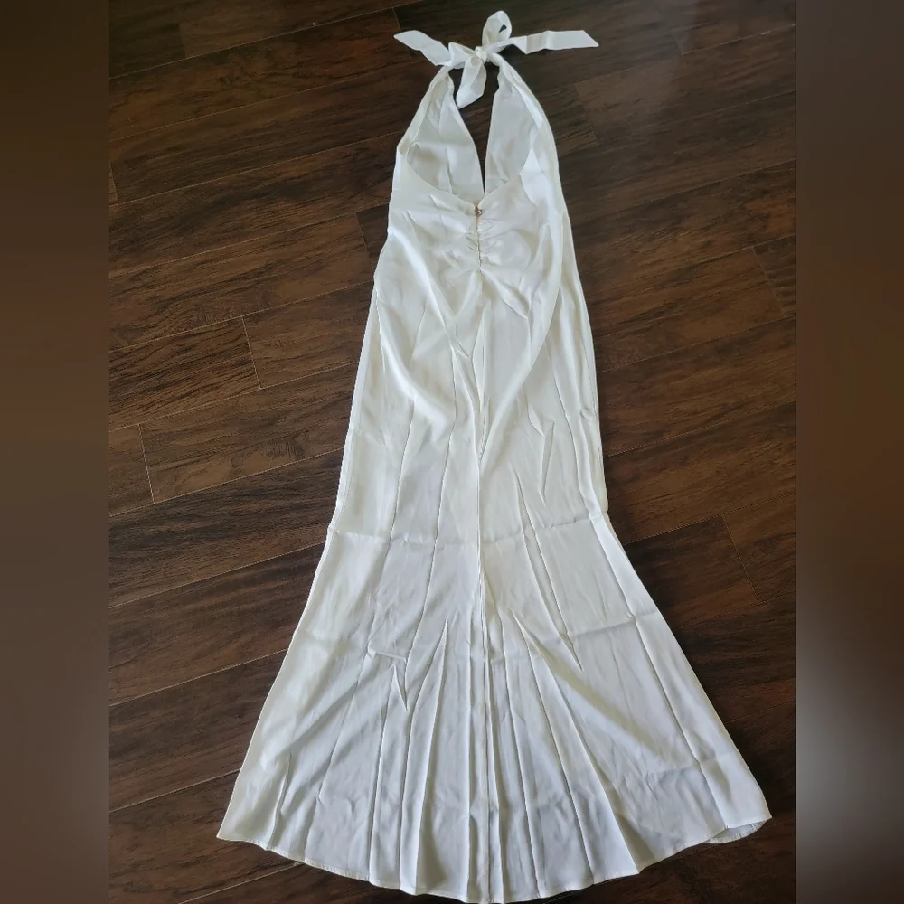 New Nookie Stella Satin Plunge Neckline Mermaid Sexy High Front Slit Gown Medium - Picture 11 of 16